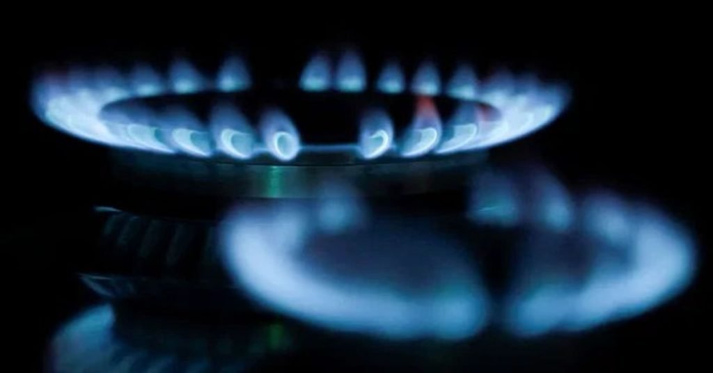 Gas